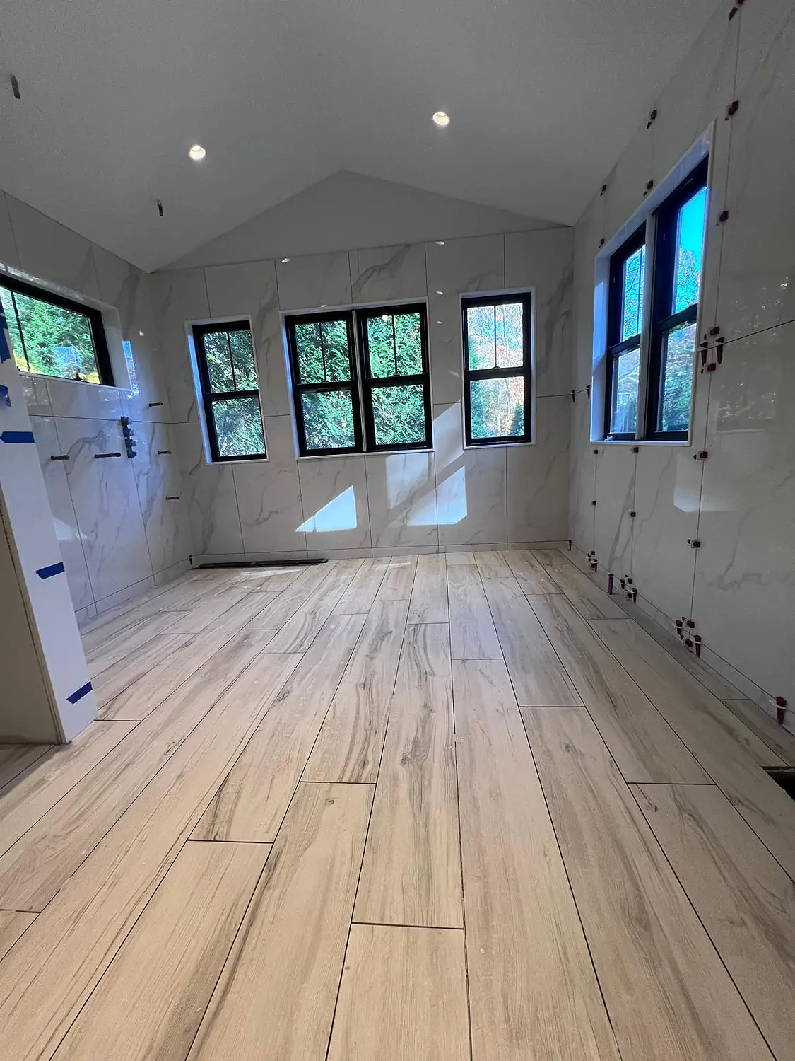 Kitchen kitchen backsplash installation in Long Island by BV Tile NY