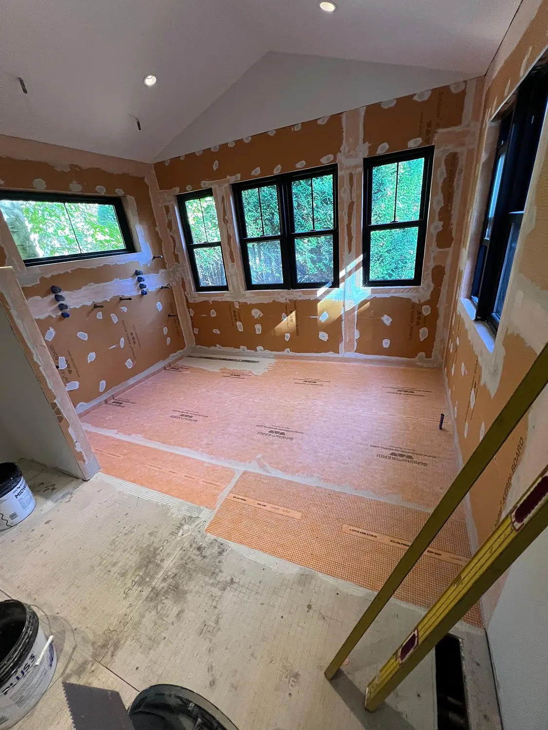 Kitchen kitchen backsplash installation in Long Island by BV Tile NY